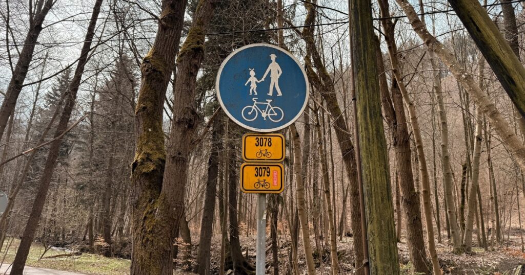 Cyklistické značky Bezručovo údolí