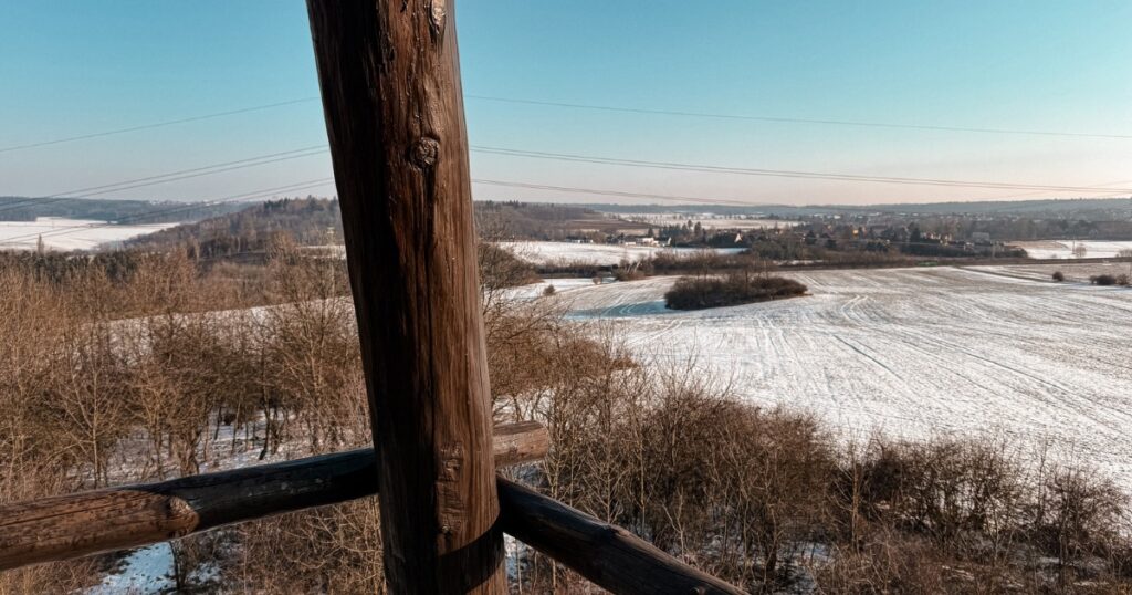 Okolní krajina rozhledna Veselov