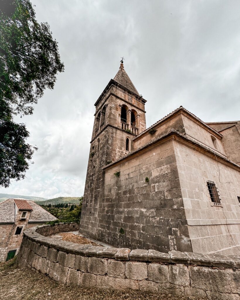 Kostel ve Škripu