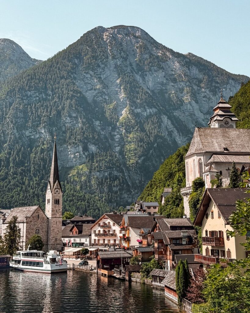 Ikonická vyhlídka na Hallstatt
