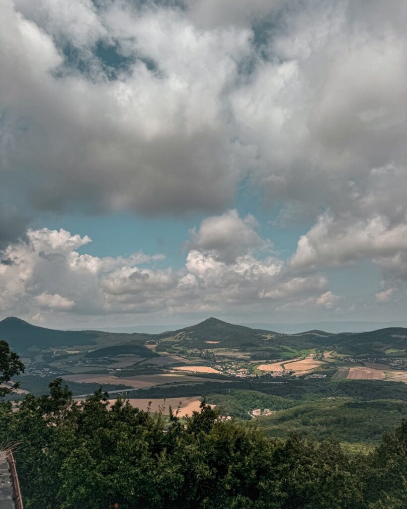 České středohoří z Lovoše