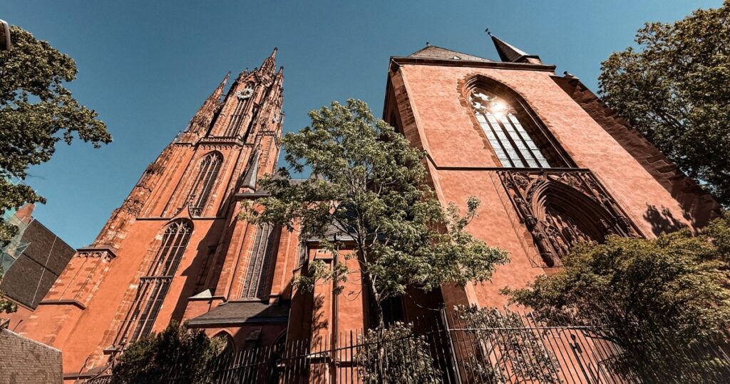 Frankfurtská katedrála - Kaiserdom Sankt Bartholomäus