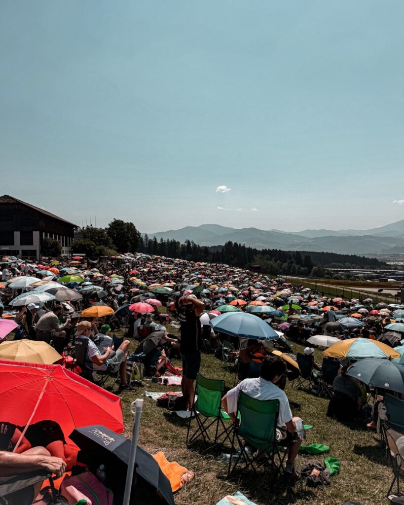 Slunečníky na General Admission